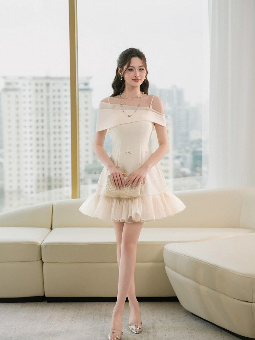 쉬폰 프릴 밑단 배색 원피스 · 우아한 데일리룩