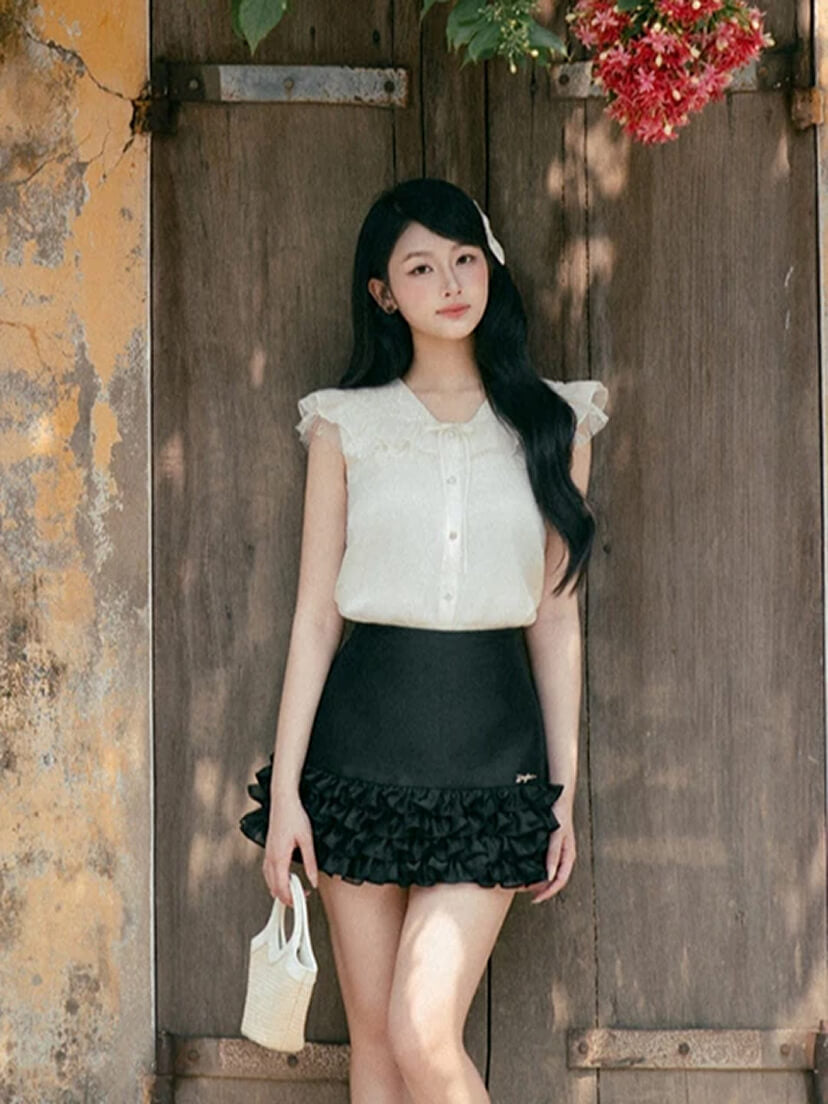쉬폰 레이스 배색 여성스러운 디자인 탑